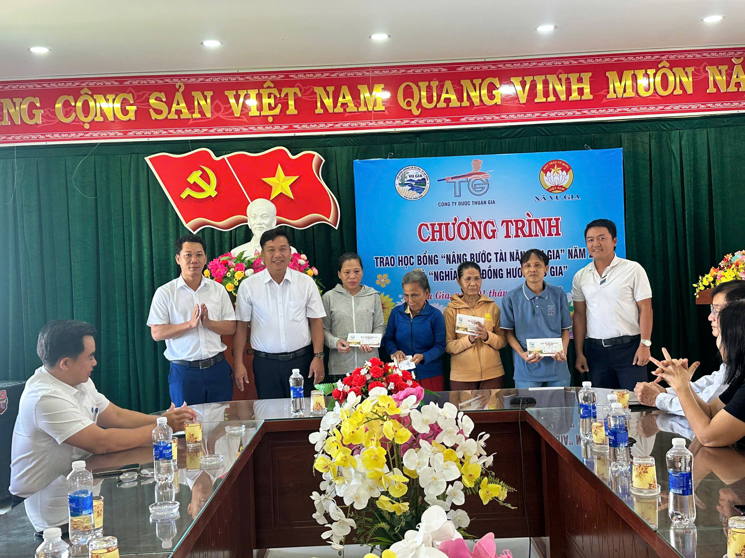 anh tin bai